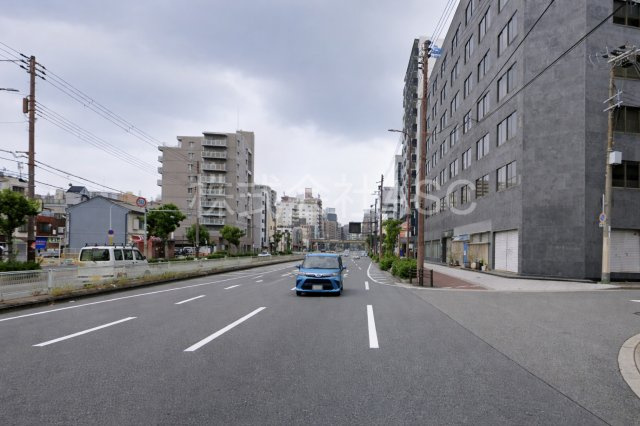 毎日東ビルの周辺