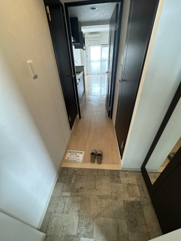 CASA RAFFINE DUEX(カーサラフィネドゥ)の玄関