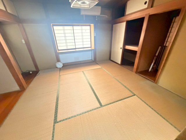 柏崎市橋場町レントハウスの和室