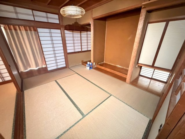 柏崎市橋場町レントハウスの和室