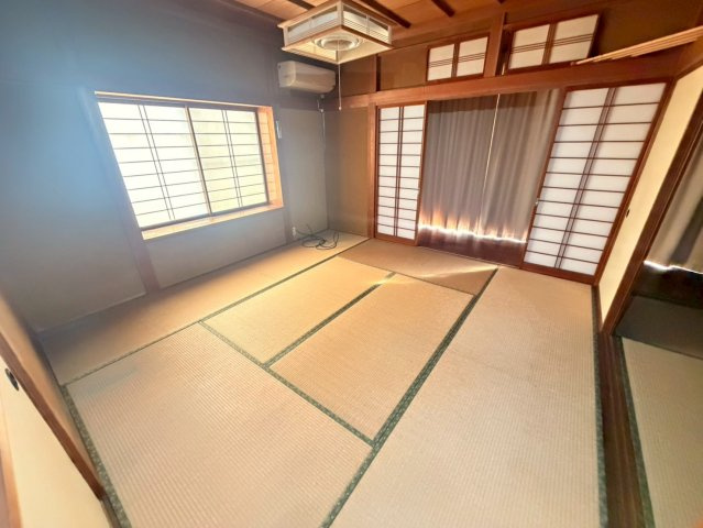 柏崎市橋場町レントハウスの和室