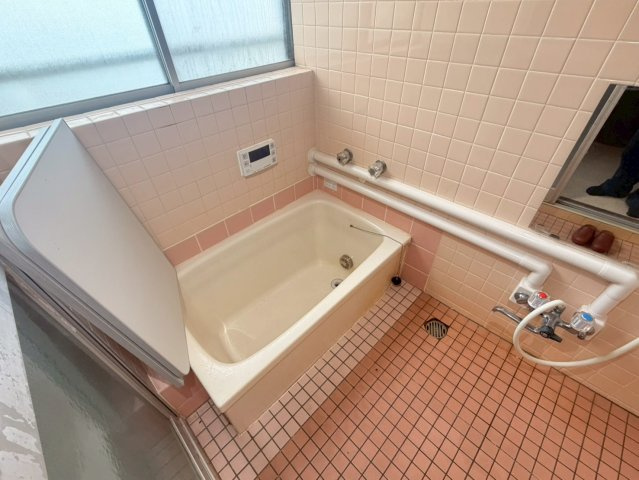 柏崎市橋場町レントハウスの浴室