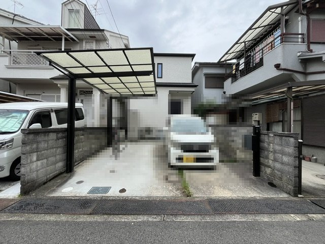 錦織南1丁目戸建ての駐車場