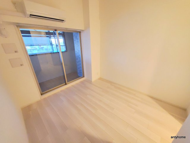 エスリード大阪プライムゲート 仲介手数料無料の居間・リビング