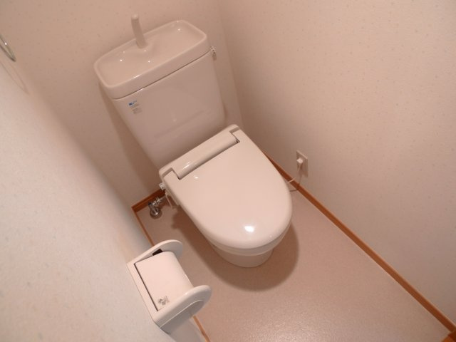 ニューライフ津田沼のトイレ|お尻暖ったかウォームレットですよ
