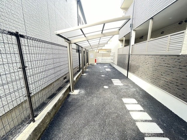 アレグリア広島駅東の駐車場