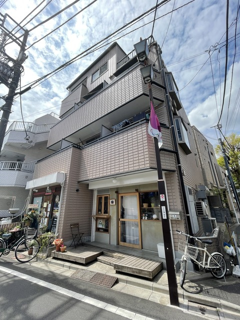 シャトル・コンフォール