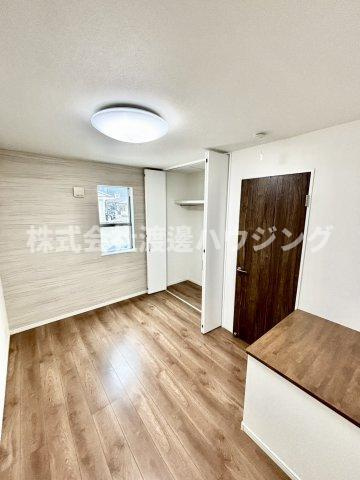 高槻市淀の原町一戸建の寝室