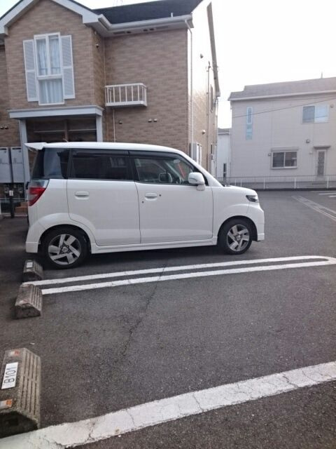 エクセランＢの駐車場