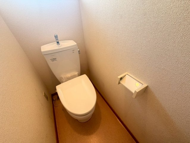柏崎市米山台レントハウスのトイレ