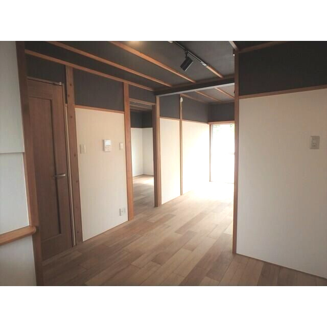 東海荘の内装