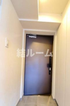 北区滝野川７丁目の賃貸マンションの玄関