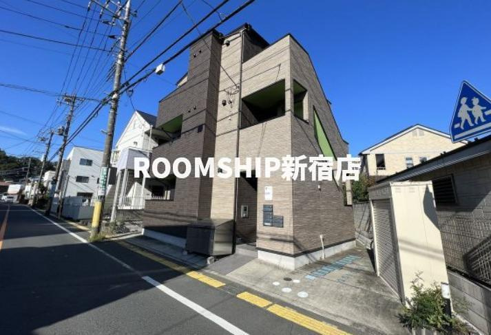 アールエスワイワコウの外観