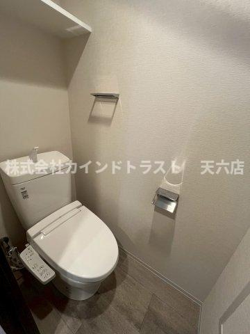 CREATIF堂島（旧クレストコート堂島）のトイレ|落ち着いた色調のトイレです