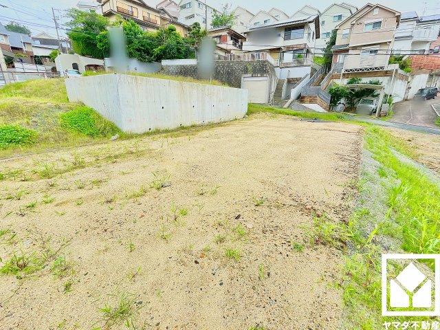 西宮市仁川町６丁目の外観|シンプルで飽きのこない、暮らしに余白をもたらす理想の家を建てられる一区画です。