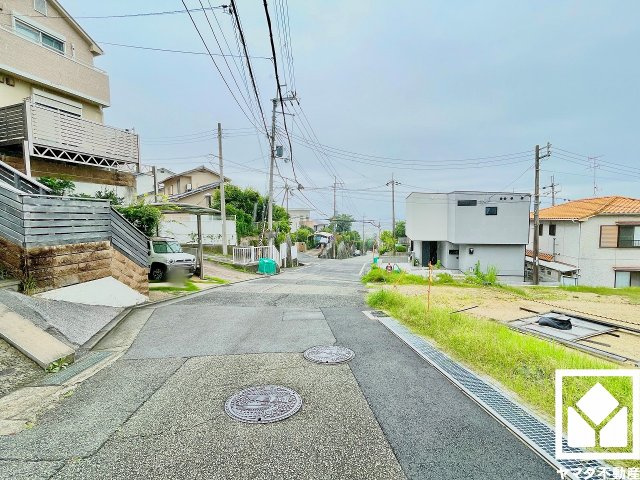 西宮市仁川町６丁目の前面道路含む現地写真
