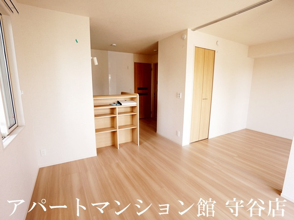 mahaloの居間・リビング|反転です