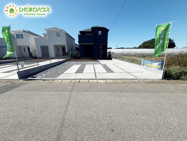 野田市木間ケ瀬1期　新築戸建　1号棟の前面道路含む現地写真|接道：東側5.8m公道