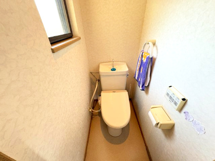 小川町みどりが丘４丁目　中古戸建のトイレ|２階トイレ