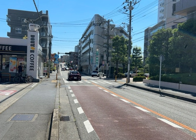 【展望】 | グランヴァン町田 | 景色重視でお家選ぶをするとスーパーが遠い！学校が遠い！など生活をするうえで利便性で困ることもあります。まず一度現地を見学する際に、周辺の施設などがあるかを確認し、暮らし始めた後のことを想像しましょう。