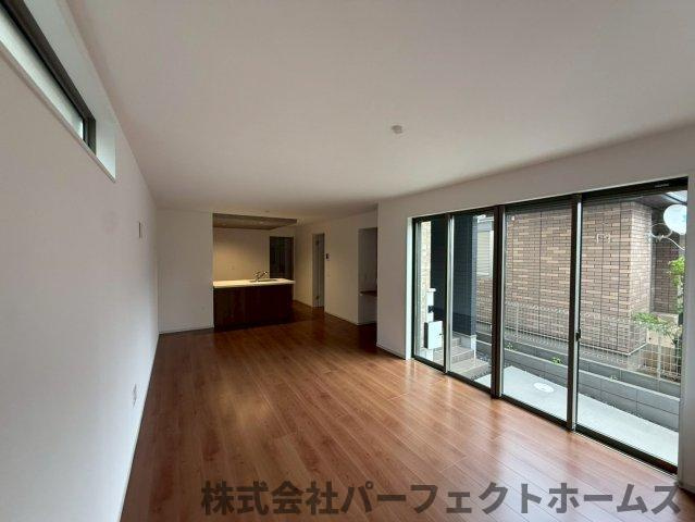 【居間・リビング】の画像