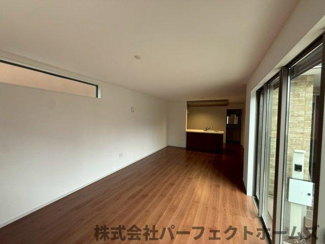 【居間・リビング】の画像