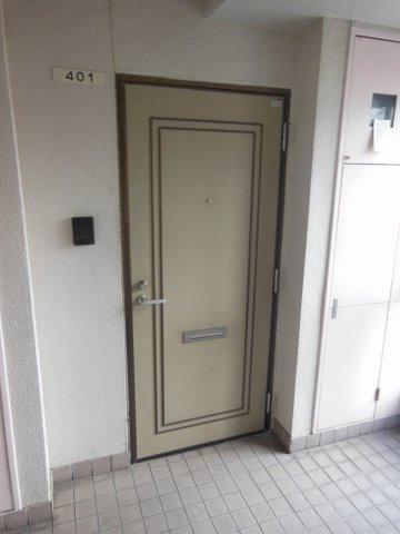 コートクビルの玄関