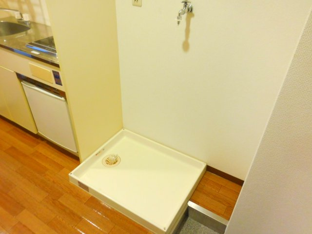 メゾンアイーシャの洗面所