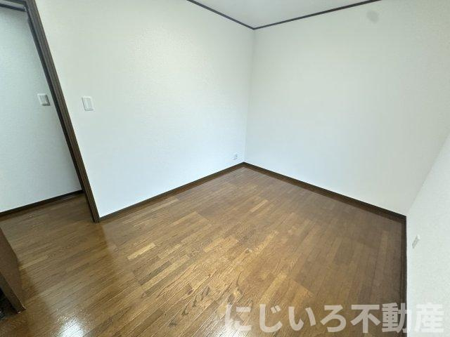 エクセレントハイツコスモⅠの居間・リビング