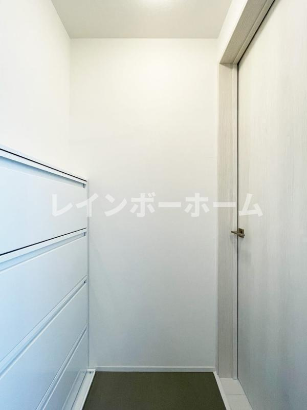 CASADIA赤塚の玄関