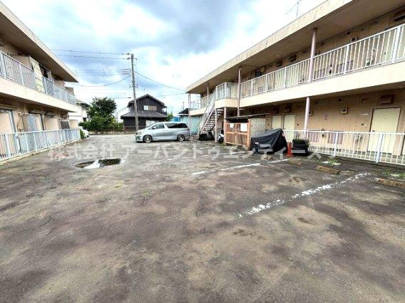 グランドール大南Bの駐車場