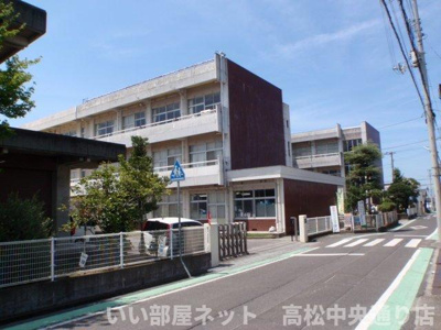 【周辺】 | メゾン・アルカンシエルＣ | 丸亀市立垂水小学校まで700m