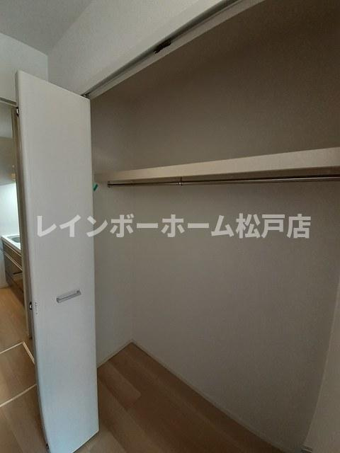 柏市今谷上町のアパートの収納|こまごまとしたものを収納できそうですね