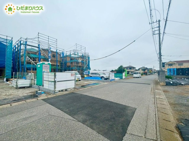 野田市木間ケ瀬1期　新築戸建　2号棟の前面道路含む現地写真