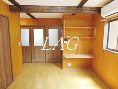 【居間・リビング】 | ウッドハウス彩 | 洋室のお部屋です。