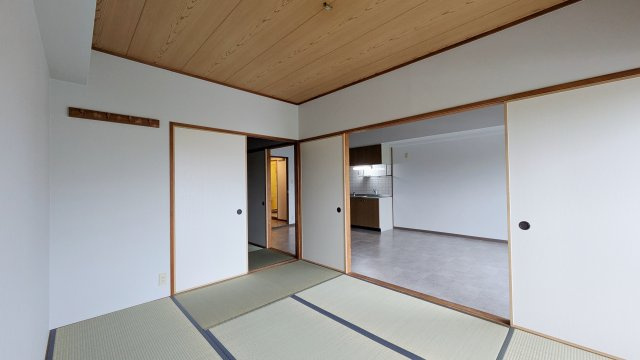 【寝室】 | シャトレ日根野