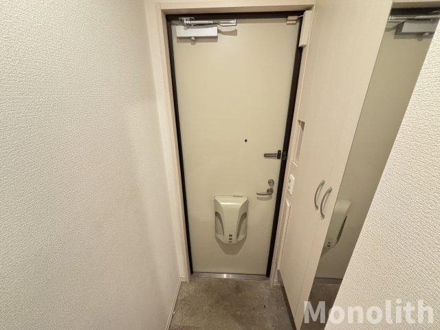 Jyo・PointVillageC棟の玄関
