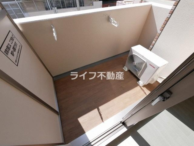 アドバンス大阪イーストのバルコニー|バルコニー付きです