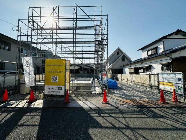 北九州市小倉南区横代北町２丁目の新築一戸建の前面道路含む現地写真| 