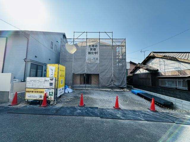 北九州市小倉南区湯川新町３丁目の新築一戸建の前面道路含む現地写真| 