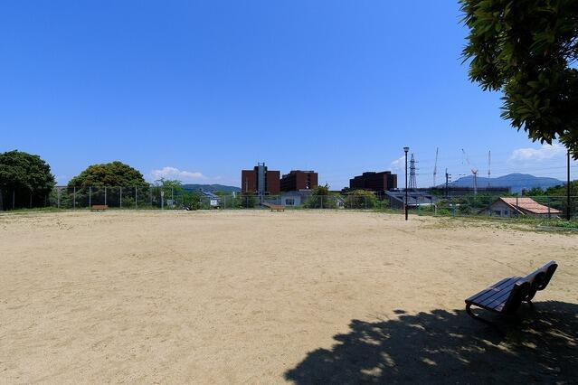 北九州市八幡西区藤原３丁目の新築一戸建の庭|藤原台東公園まで130m 