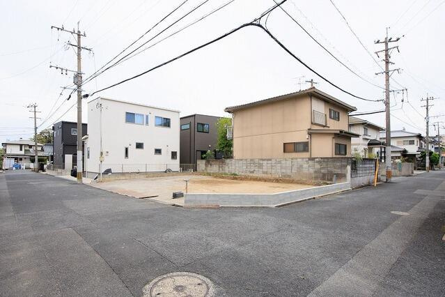 北九州市八幡西区浅川日の峯２丁目の新築一戸建の前面道路含む現地写真| 