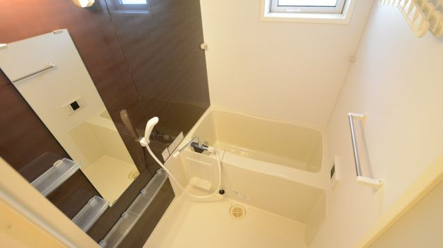 浴室乾燥付きのバスルーム♪