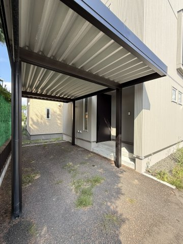 西宮の沢1条4丁目の駐車場