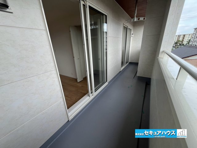 【今からご案内可能】知多市つつじが丘1丁目　全2棟のバルコニー|事前予約にて現地ご見学いただけます！お気軽にお問い合わせください♪
■株式会社　セキュアハウス　豊明支店■
住宅ローンに強く、知識、経験豊富なスタッフ在籍
お客様に寄り添い、ご成約後もサポート致します