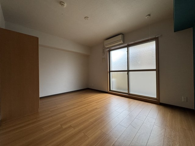 シャンヴェルジェ豊中Ⅲの洋室