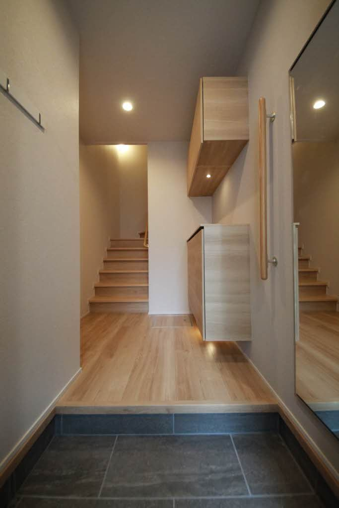 シャーメゾン堂ヶ芝の玄関