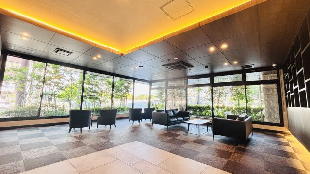 エイルマンション水道町Ⅱロゼアのロビー