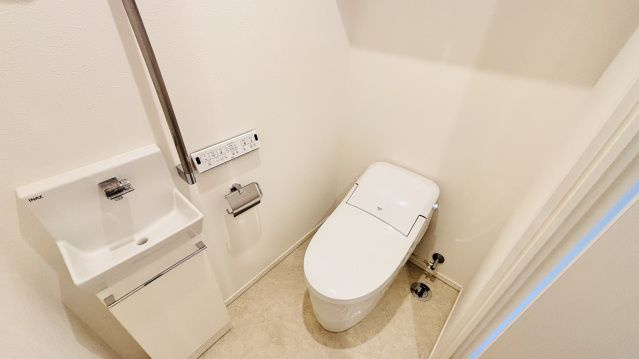 エイルマンション水道町Ⅱロゼアのトイレ