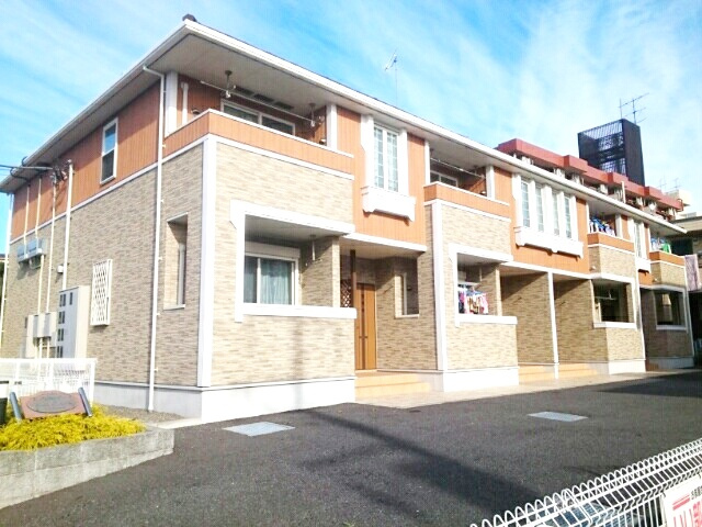 大和市代官１丁目のアパートの外観